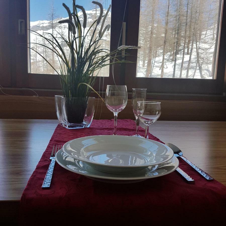 Escargot 28 Cervinia Apartment เบรยล์-แชร์วิเนีย ภายนอก รูปภาพ